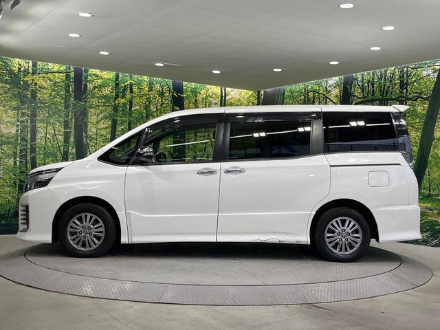 ヴォクシー ＺＳ　煌ＩＩ　両側電動ドア　純正１０型ＳＤナビ　バックカメラ　衝突被害軽減システム　禁煙車　ドラレコ　コーナーセンサー　スマートキー　ＬＥＤヘッド　ビルトインＥＴＣ　オートハイビーム　車線逸脱警報　オートライト（54枚目）