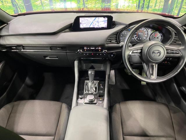 ＭＡＺＤＡ３ファストバック ２０Ｓプロアクティブ　ツーリングセレクション　純正８型ナビ　バックカメラ　衝突被害軽減システム　レーダークルーズ　禁煙車　パワーシート　ドラレコ　コーナーセンサー　ＬＥＤヘッド　ビルトインＥＴＣ　純正１８インチアルミ　オートハイビーム（2枚目）