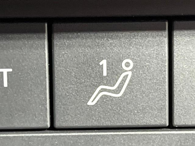 ＭＡＺＤＡ３ファストバック ２０Ｓプロアクティブ　ツーリングセレクション　純正８型ナビ　バックカメラ　衝突被害軽減システム　レーダークルーズ　禁煙車　パワーシート　ドラレコ　コーナーセンサー　ＬＥＤヘッド　ビルトインＥＴＣ　純正１８インチアルミ　オートハイビーム（27枚目）