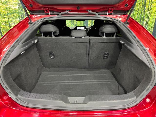 ＭＡＺＤＡ３ファストバック ２０Ｓプロアクティブ　ツーリングセレクション　純正８型ナビ　バックカメラ　衝突被害軽減システム　レーダークルーズ　禁煙車　パワーシート　ドラレコ　コーナーセンサー　ＬＥＤヘッド　ビルトインＥＴＣ　純正１８インチアルミ　オートハイビーム（55枚目）