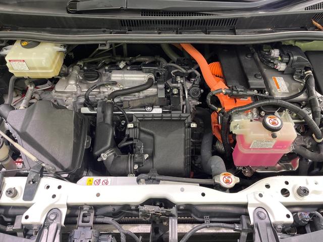 ノア ハイブリッドＳｉ　ダブルバイビーＩＩ　両側電動ドア　９型ＳＤナビ　バックカメラ　衝突被害軽減システム　禁煙車　ドラレコ　コーナーセンサー　ＬＥＤヘッド　ビルトインＥＴＣ　クルコン　純正１６インチアルミ　オートハイビーム　車線逸脱警報（19枚目）