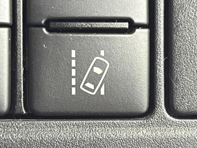 ノア ハイブリッドＳｉ　ダブルバイビーＩＩ　両側電動ドア　９型ＳＤナビ　バックカメラ　衝突被害軽減システム　禁煙車　ドラレコ　コーナーセンサー　ＬＥＤヘッド　ビルトインＥＴＣ　クルコン　純正１６インチアルミ　オートハイビーム　車線逸脱警報（26枚目）