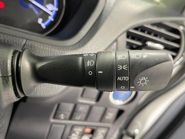 ノア ハイブリッドＳｉ　ダブルバイビーＩＩ　両側電動ドア　９型ＳＤナビ　バックカメラ　衝突被害軽減システム　禁煙車　ドラレコ　コーナーセンサー　ＬＥＤヘッド　ビルトインＥＴＣ　クルコン　純正１６インチアルミ　オートハイビーム　車線逸脱警報（37枚目）