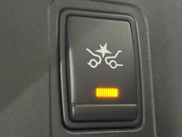 セレナ ハイウェイスター　Ｖセレクション　両側電動ドア　純正９型ナビ　１１型後席モニター　全周囲カメラ　衝突被害軽減システム　レーダークルーズ　禁煙車　ドラレコ　コーナーセンサー　ＬＥＤヘッド　ビルトインＥＴＣ　純正１６インチアルミ（32枚目）