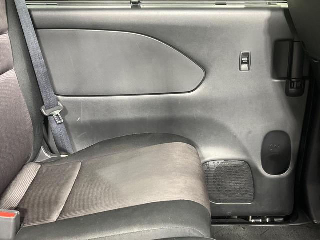 セレナ ハイウェイスター　Ｖセレクション　両側電動ドア　純正９型ナビ　１１型後席モニター　全周囲カメラ　衝突被害軽減システム　レーダークルーズ　禁煙車　ドラレコ　コーナーセンサー　ＬＥＤヘッド　ビルトインＥＴＣ　純正１６インチアルミ（61枚目）
