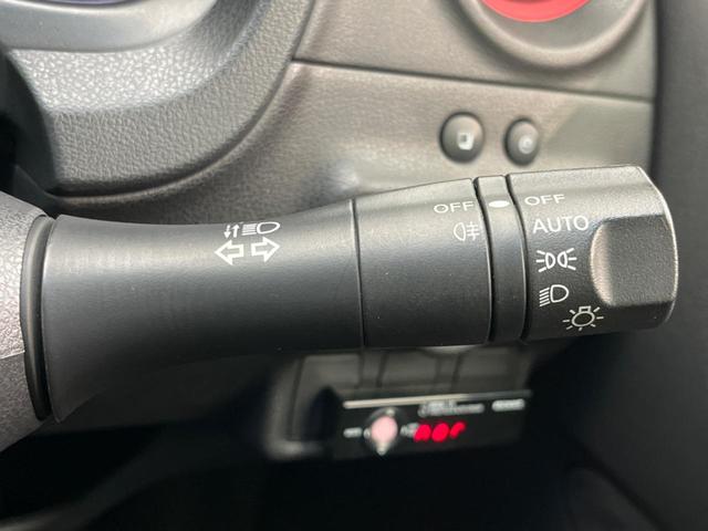 ノート ニスモ　ＳＤナビ　バックカメラ　禁煙車　ドライブレコーダー　ＬＥＤヘッドライト　スマートキー　ＥＴＣ　オートライト　オートエアコン　純正１６インチＡＷ　Ｂｌｕｅｔｏｏｔｈ再生　ＣＤ／ＤＶＤ再生（42枚目）