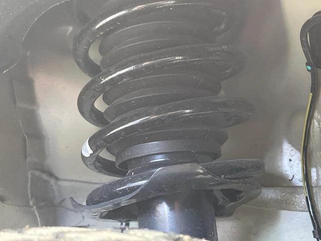 タント ファンクロスターボ　届出済未使用車　両側電動ドア　衝突被害軽減システム　コーナーセンサー　スマートキー　ＬＥＤヘッド　ルーフレール　純正１４インチアルミ　車線逸脱警報　オートライト　オートエアコン　ＬＥＤフォグ（20枚目）