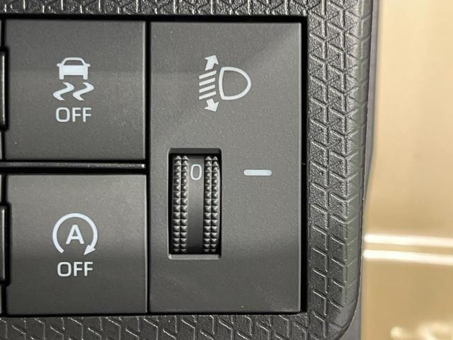 タント ファンクロスターボ　届出済未使用車　両側電動ドア　衝突被害軽減システム　コーナーセンサー　スマートキー　ＬＥＤヘッド　ルーフレール　純正１４インチアルミ　車線逸脱警報　オートライト　オートエアコン　ＬＥＤフォグ（23枚目）