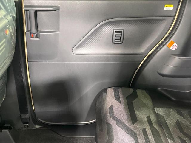 タント ファンクロスターボ　届出済未使用車　両側電動ドア　衝突被害軽減システム　コーナーセンサー　スマートキー　ＬＥＤヘッド　ルーフレール　純正１４インチアルミ　車線逸脱警報　オートライト　オートエアコン　ＬＥＤフォグ（40枚目）