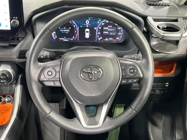 ＲＡＶ４ アドベンチャー　純正１０．３型ディスプレイオーディオ　衝突軽減装置　バックカメラ　レーダークルコン　ＢＳＭ　ＬＥＤヘッドライト　フルセグ　ドラレコ　ＥＴＣ　Ｂｌｕｅｔｏｏｔｈ　合皮シート　シートベンチレーション（11枚目）