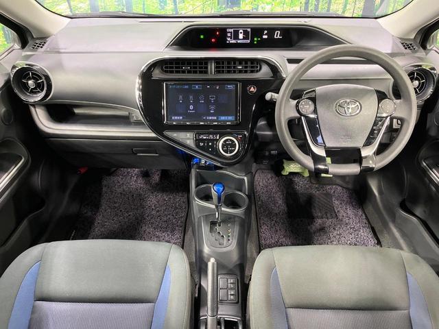 アクア Ｓ　純正９インチナビ　衝突軽減システム　バックカメラ　ｂｌｕｅｔｏｏｔｈ　ＥＴＣ　ドラレコ　ＬＥＤライト　レーンアシスト　禁煙車　スマートキー　オートハイビーム　純正１５インチホイール（2枚目）