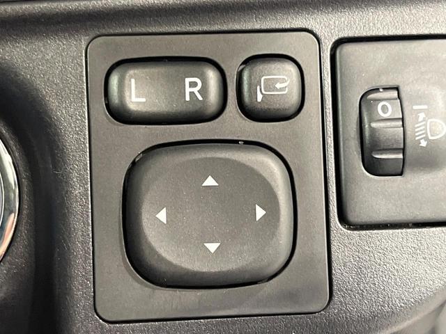 アクア Ｓ　純正９インチナビ　衝突軽減システム　バックカメラ　ｂｌｕｅｔｏｏｔｈ　ＥＴＣ　ドラレコ　ＬＥＤライト　レーンアシスト　禁煙車　スマートキー　オートハイビーム　純正１５インチホイール（23枚目）