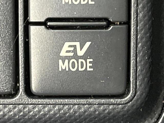 アクア Ｓ　純正９インチナビ　衝突軽減システム　バックカメラ　ｂｌｕｅｔｏｏｔｈ　ＥＴＣ　ドラレコ　ＬＥＤライト　レーンアシスト　禁煙車　スマートキー　オートハイビーム　純正１５インチホイール（42枚目）