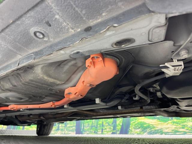 アクア Ｓ　純正９インチナビ　衝突軽減システム　バックカメラ　ｂｌｕｅｔｏｏｔｈ　ＥＴＣ　ドラレコ　ＬＥＤライト　レーンアシスト　禁煙車　スマートキー　オートハイビーム　純正１５インチホイール（52枚目）