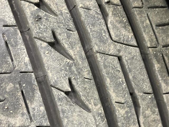 アクア Ｓ　純正９インチナビ　衝突軽減システム　バックカメラ　ｂｌｕｅｔｏｏｔｈ　ＥＴＣ　ドラレコ　ＬＥＤライト　レーンアシスト　禁煙車　スマートキー　オートハイビーム　純正１５インチホイール（55枚目）