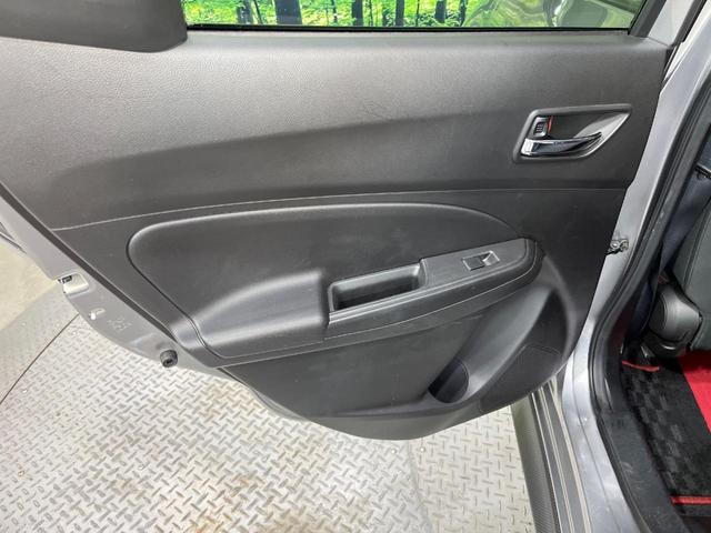 スイフトスポーツ ベースグレード MT車 ディスプレイオーディオ バックカメラ 禁煙車 衝突被害軽減システム ドラレコ ETC レーダークルーズ ブラインドスポットモニター シートヒーター Bluetooth コーナーセンサー(43枚目)