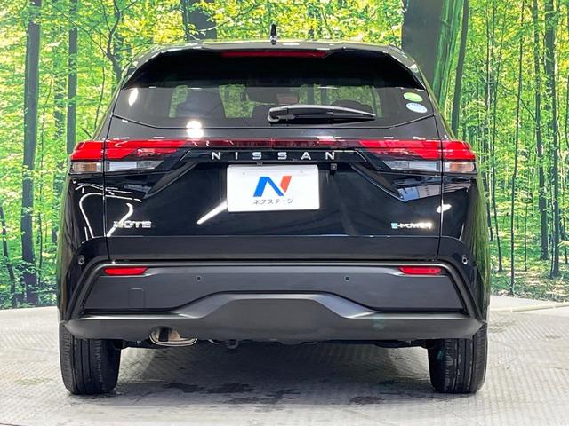 ノート Ｘ　純正９型ナビ　バックカメラ　Ｂｌｕｅｔｏｏｔｈ再生　フルセグＴＶ　ＤＶＤ　ドライブレコーダー　ＥＴＣ　エマージェンシーブレーキ　禁煙車　コーナーセンサー　オートライト　オートエアコン　スマートキー（15枚目）