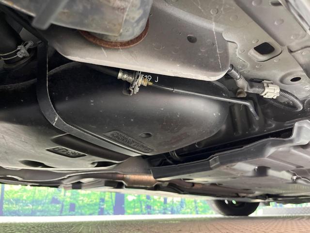 ノート Ｘ　純正９型ナビ　バックカメラ　Ｂｌｕｅｔｏｏｔｈ再生　フルセグＴＶ　ＤＶＤ　ドライブレコーダー　ＥＴＣ　エマージェンシーブレーキ　禁煙車　コーナーセンサー　オートライト　オートエアコン　スマートキー（52枚目）