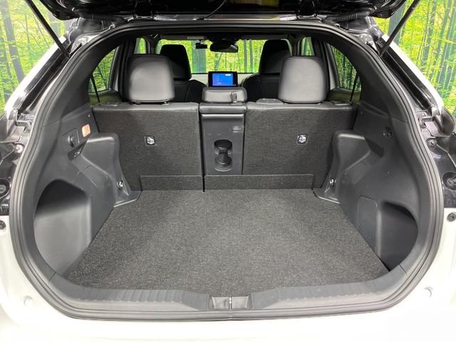 ヤリスクロス Ｚ　純正８型ディスプレイオーディオ　バックカメラ　衝突被害軽減システム　レーダークルーズ　禁煙車　パワーシート　ドラレコ　コーナーセンサー　シートヒーター　ＥＴＣ　純正１８インチアルミ　オートハイビーム（58枚目）