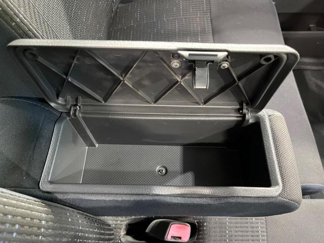 ステラ カスタムＲリミテッド　禁煙車　スマートキー　ＨＩＤヘッド　純正１４インチアルミホイール　オートエアコン　ＣＤ再生　電動格納ミラー　アイドリングストップ　衝突安全ボディ（30枚目）