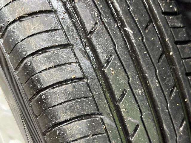 ステラ カスタムＲリミテッド　禁煙車　スマートキー　ＨＩＤヘッド　純正１４インチアルミホイール　オートエアコン　ＣＤ再生　電動格納ミラー　アイドリングストップ　衝突安全ボディ（41枚目）