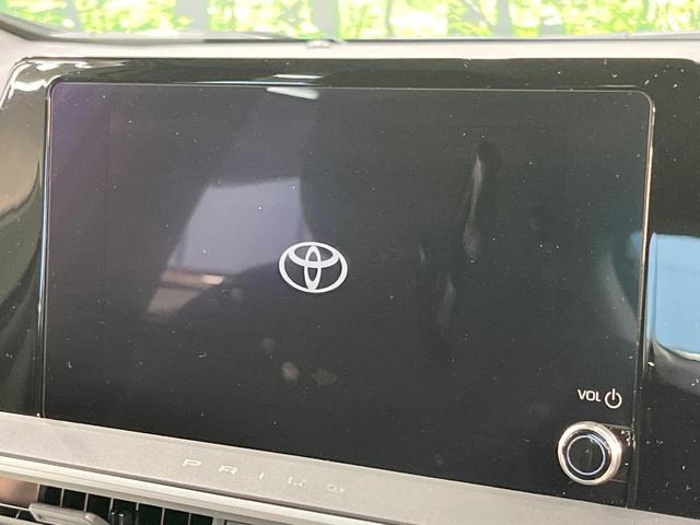 プリウス Ｘ　純正８型ディスプレイオーディオ　バックカメラ　１００Ｖ電源　衝突被害軽減システム　レーダークルーズ　禁煙車　ドラレコ　コーナーセンサー　ＬＥＤヘッド　ＥＴＣ２．０　オートハイビーム　車線逸脱警報（4枚目）