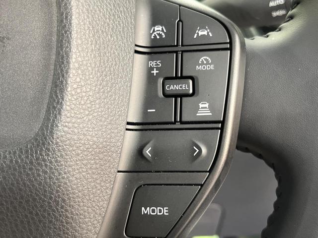 プリウス Ｘ　純正８型ディスプレイオーディオ　バックカメラ　１００Ｖ電源　衝突被害軽減システム　レーダークルーズ　禁煙車　ドラレコ　コーナーセンサー　ＬＥＤヘッド　ＥＴＣ２．０　オートハイビーム　車線逸脱警報（6枚目）