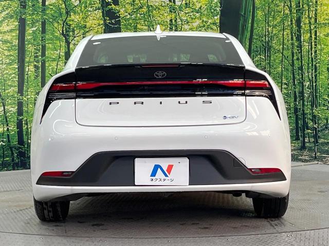 プリウス Ｘ　純正８型ディスプレイオーディオ　バックカメラ　１００Ｖ電源　衝突被害軽減システム　レーダークルーズ　禁煙車　ドラレコ　コーナーセンサー　ＬＥＤヘッド　ＥＴＣ２．０　オートハイビーム　車線逸脱警報（15枚目）