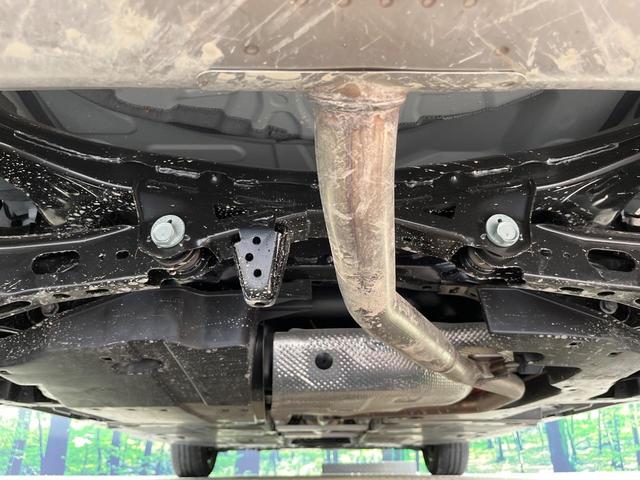 プリウス Ｘ　純正８型ディスプレイオーディオ　バックカメラ　１００Ｖ電源　衝突被害軽減システム　レーダークルーズ　禁煙車　ドラレコ　コーナーセンサー　ＬＥＤヘッド　ＥＴＣ２．０　オートハイビーム　車線逸脱警報（19枚目）