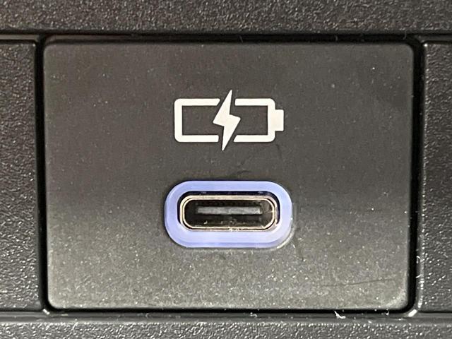 プリウス Ｘ　純正８型ディスプレイオーディオ　バックカメラ　１００Ｖ電源　衝突被害軽減システム　レーダークルーズ　禁煙車　ドラレコ　コーナーセンサー　ＬＥＤヘッド　ＥＴＣ２．０　オートハイビーム　車線逸脱警報（45枚目）