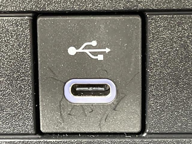 プリウス Ｘ　純正８型ディスプレイオーディオ　バックカメラ　１００Ｖ電源　衝突被害軽減システム　レーダークルーズ　禁煙車　ドラレコ　コーナーセンサー　ＬＥＤヘッド　ＥＴＣ２．０　オートハイビーム　車線逸脱警報（46枚目）