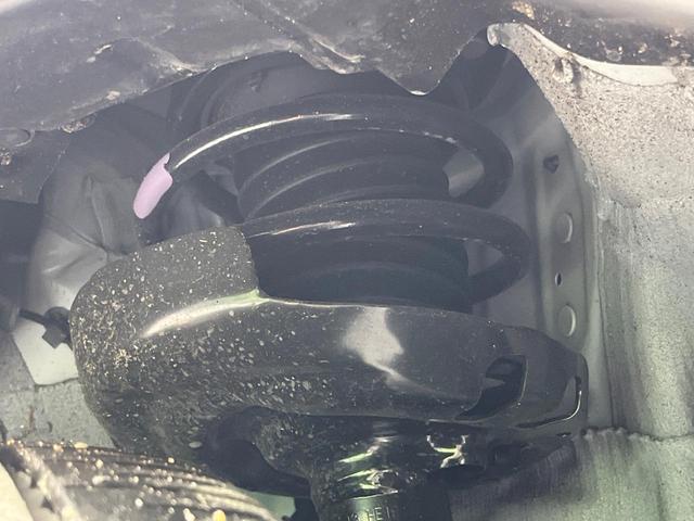 プリウス Ｘ　純正８型ディスプレイオーディオ　バックカメラ　１００Ｖ電源　衝突被害軽減システム　レーダークルーズ　禁煙車　ドラレコ　コーナーセンサー　ＬＥＤヘッド　ＥＴＣ２．０　オートハイビーム　車線逸脱警報（55枚目）