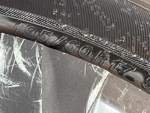 プリウス Ｘ　純正８型ディスプレイオーディオ　バックカメラ　１００Ｖ電源　衝突被害軽減システム　レーダークルーズ　禁煙車　ドラレコ　コーナーセンサー　ＬＥＤヘッド　ＥＴＣ２．０　オートハイビーム　車線逸脱警報（63枚目）