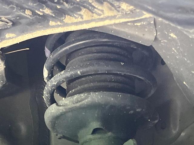 スペーシアカスタム ハイブリッドＸＳターボ　メーカー９型ナビ　両側電動ドア　全周囲カメラ　衝突軽減装置　レーダークルーズ　禁煙車　ハーフレザーシート　シートヒーター　コーナーセンサー　スマートキー　ＬＥＤヘッド　ＥＴＣ　純正１５インチアルミ（20枚目）