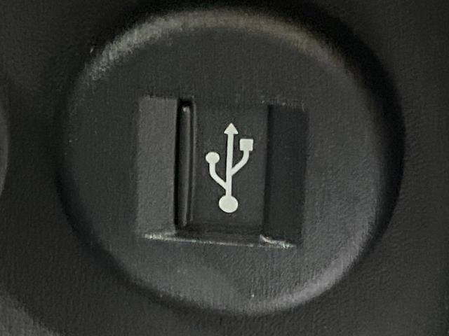 スペーシアカスタム ハイブリッドＸＳターボ　メーカー９型ナビ　両側電動ドア　全周囲カメラ　衝突軽減装置　レーダークルーズ　禁煙車　ハーフレザーシート　シートヒーター　コーナーセンサー　スマートキー　ＬＥＤヘッド　ＥＴＣ　純正１５インチアルミ（53枚目）