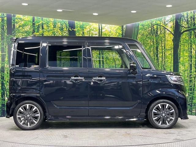 スペーシアカスタム ハイブリッドＸＳターボ　メーカー９型ナビ　両側電動ドア　全周囲カメラ　衝突軽減装置　レーダークルーズ　禁煙車　ハーフレザーシート　シートヒーター　コーナーセンサー　スマートキー　ＬＥＤヘッド　ＥＴＣ　純正１５インチアルミ（62枚目）