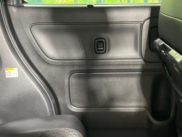 スペーシアカスタム ハイブリッドＸＳターボ　メーカー９型ナビ　両側電動ドア　全周囲カメラ　衝突軽減装置　レーダークルーズ　禁煙車　ハーフレザーシート　シートヒーター　コーナーセンサー　スマートキー　ＬＥＤヘッド　ＥＴＣ　純正１５インチアルミ（69枚目）