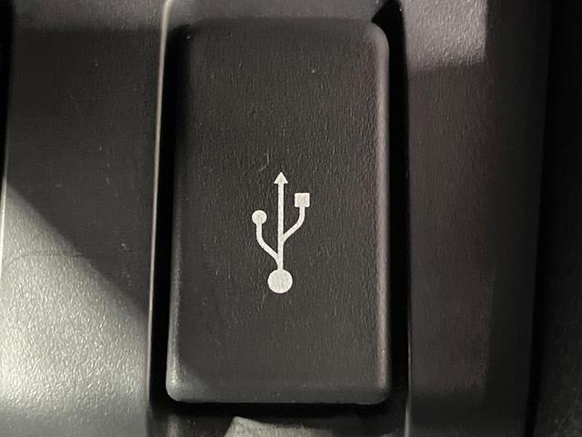 ヴェゼル ハイブリッドＺ・ホンダセンシング　純正ナビ　バックカメラ　衝突被害軽減システム　レーダークルーズ　禁煙車　レザーシート　ドラレコ　スマートキー　ＬＥＤヘッド　ビルトインＥＴＣ　純正１７インチアルミ　オートライト　デュアルエアコン（56枚目）