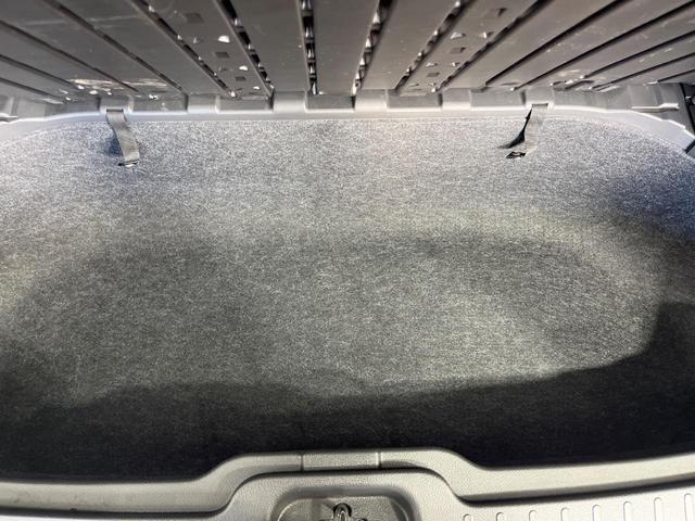 セレナ ハイウェイスター　Ｓ－ハイブリッド　純正ＳＤナビ　両側電動ドア　後席モニター　バックカメラ　禁煙車　ビルトインＥＴＣ　クルコン　純正１６インチアルミ　オートライト　オートエアコン　Ｂｌｕｅｔｏｏｔｈ　ＤＶＤ再生　フルセグＴＶ（31枚目）