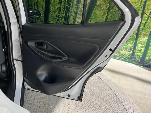 ヤリスクロス X 純正ディスプレイオーディオ バックカメラ 衝突被害軽減システム レーダークルーズ 禁煙車 コーナーセンサー ビルトインETC オートハイビーム 車線逸脱警報 オートライト Bluetooth フルセグ(30枚目)