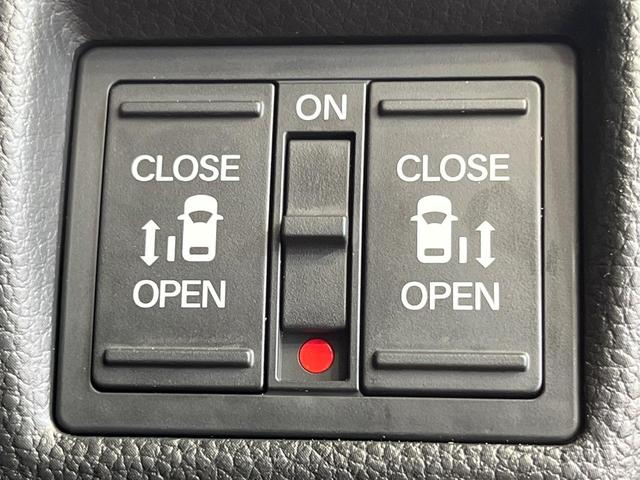 Ｎ－ＢＯＸカスタム Ｌ・ターボコーディネートスタイル　純正８型ＳＤナビ　両側電動ドア　バックカメラ　衝突被害軽減システム　レーダークルーズ　禁煙車　ハーフレザーシート　シートヒーター　コーナーセンサー　ＬＥＤヘッド　ビルトインＥＴＣ　純正１５インチアルミ（3枚目）