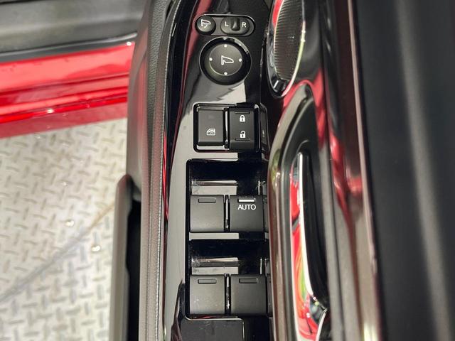 Ｎ－ＢＯＸカスタム Ｌ・ターボコーディネートスタイル　純正８型ＳＤナビ　両側電動ドア　バックカメラ　衝突被害軽減システム　レーダークルーズ　禁煙車　ハーフレザーシート　シートヒーター　コーナーセンサー　ＬＥＤヘッド　ビルトインＥＴＣ　純正１５インチアルミ（30枚目）