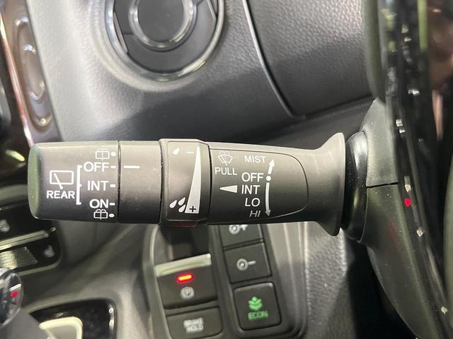 Ｎ－ＢＯＸカスタム Ｌ・ターボコーディネートスタイル　純正８型ＳＤナビ　両側電動ドア　バックカメラ　衝突被害軽減システム　レーダークルーズ　禁煙車　ハーフレザーシート　シートヒーター　コーナーセンサー　ＬＥＤヘッド　ビルトインＥＴＣ　純正１５インチアルミ（49枚目）