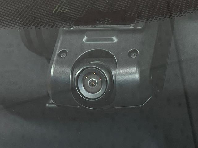 フリード Ｇ　純正ナビ　電動スライドドア　バックカメラ　禁煙車　ハーフレザーシート　ドラレコ　スマートキー　ＬＥＤヘッド　ＥＴＣ　純正１５インチアルミ　オートライト　オートエアコン　Ｂｌｕｅｔｏｏｔｈ　ＣＤ（7枚目）