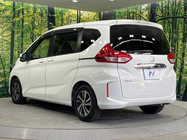 フリード Ｇ　純正ナビ　電動スライドドア　バックカメラ　禁煙車　ハーフレザーシート　ドラレコ　スマートキー　ＬＥＤヘッド　ＥＴＣ　純正１５インチアルミ　オートライト　オートエアコン　Ｂｌｕｅｔｏｏｔｈ　ＣＤ（57枚目）