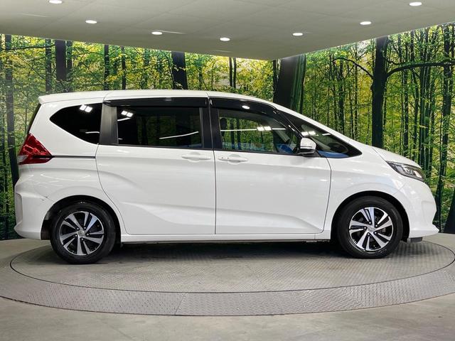 フリード Ｇ　純正ナビ　電動スライドドア　バックカメラ　禁煙車　ハーフレザーシート　ドラレコ　スマートキー　ＬＥＤヘッド　ＥＴＣ　純正１５インチアルミ　オートライト　オートエアコン　Ｂｌｕｅｔｏｏｔｈ　ＣＤ（59枚目）