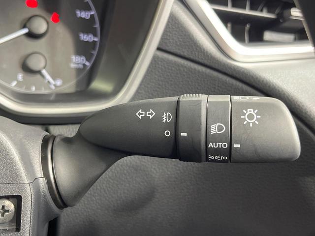 カローラクロス ハイブリッド G 8インチディスプレイオーディ バックカメラ 衝突被害軽減システム レーダークルーズ コーナーセンサー スマートキー LEDヘッド ETC 車線逸脱警報 オートライト オートエアコン Bluetooth(45枚目)