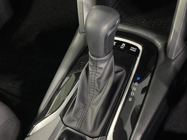 カローラクロス ハイブリッド G 8インチディスプレイオーディ バックカメラ 衝突被害軽減システム レーダークルーズ コーナーセンサー スマートキー LEDヘッド ETC 車線逸脱警報 オートライト オートエアコン Bluetooth(48枚目)