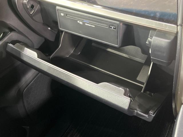 アルファード ２．５Ｓ　タイプゴールドＩＩ　純正９型ディスプレイオーディオ　両側電動ドア　１３型後席モニター　バックカメラ　衝突被害軽減システム　レーダークルーズ　禁煙車　電動リアゲート　ハーフレザーシート　コーナーセンサー　ＥＴＣ（60枚目）