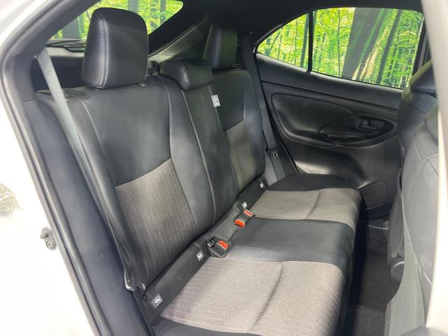 ヤリスクロス ハイブリッドＺ　純正８型ディスプレイオーディオ　全周囲カメラ　衝突被害軽減システム　レーダークルーズ　パワーシート　シートヒーター　コーナーセンサー　ＬＥＤヘッド　ＥＴＣ　純正１８インチアルミ　オートハイビーム（9枚目）